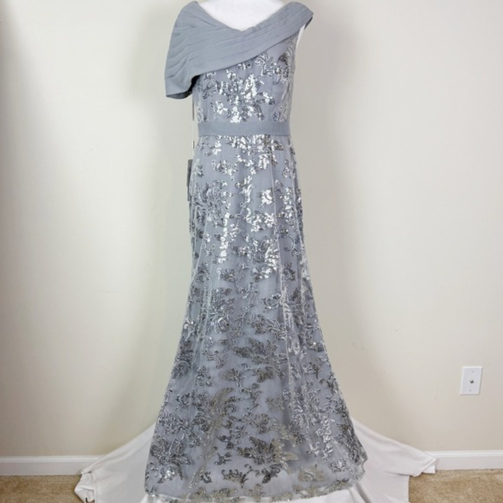 JJ's House Off-the-Shoulder Silver Floor-Length Evening Dress Size 8 Women'sNWT